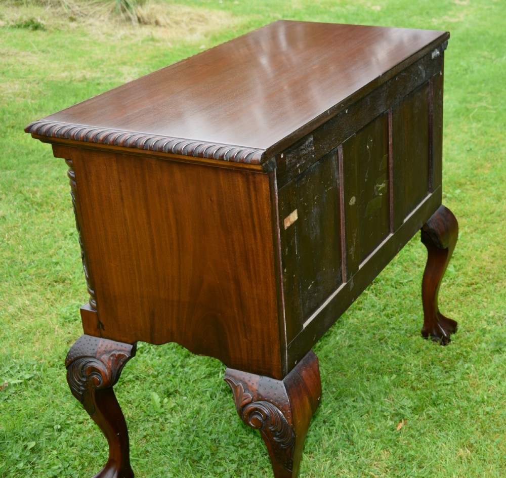 Early 20th Century Chippendale Lowboy View XXV