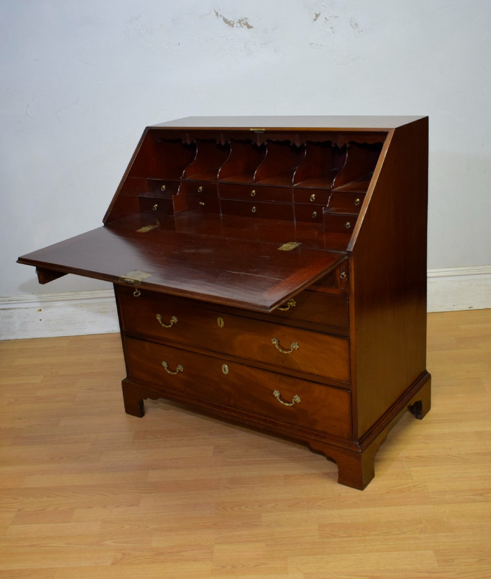 Georgian Period Mahogany Bureau View XVII