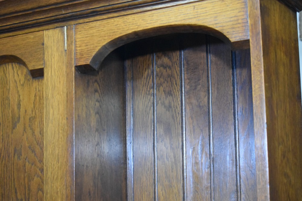 Arts & Crafts Oak Dresser & Rack View XI
