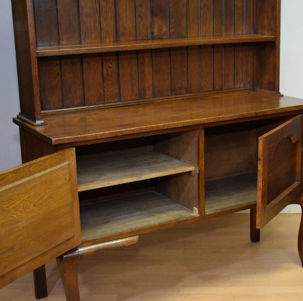 Arts & Crafts Oak Dresser & Rack View XVI