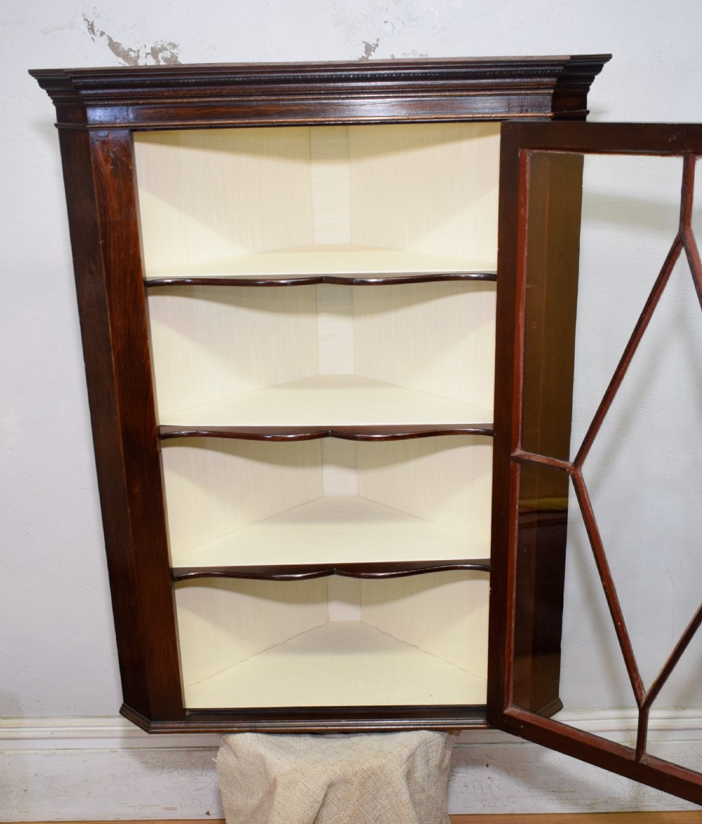 Display Corner Cupboard Glazed  View XII