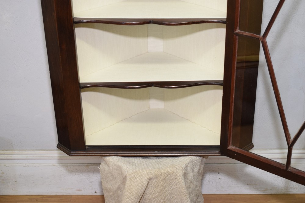 Display Corner Cupboard Glazed  View XIII