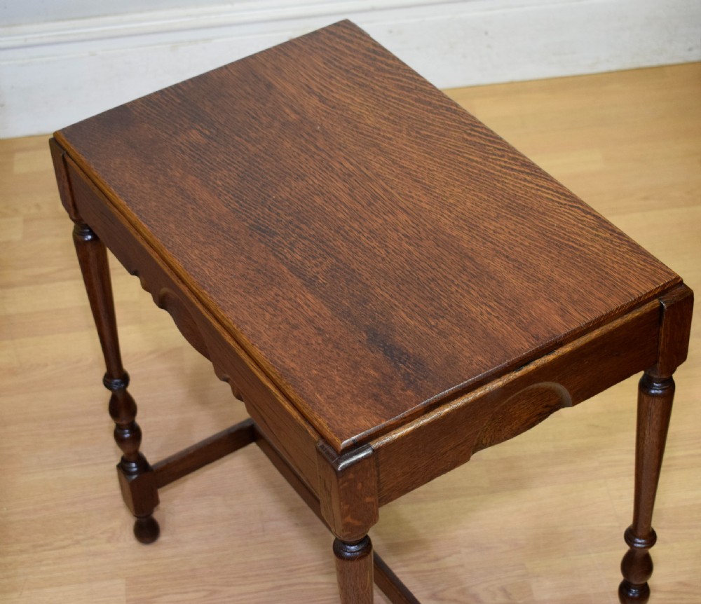 Early 20th Century Oak Console Table View X