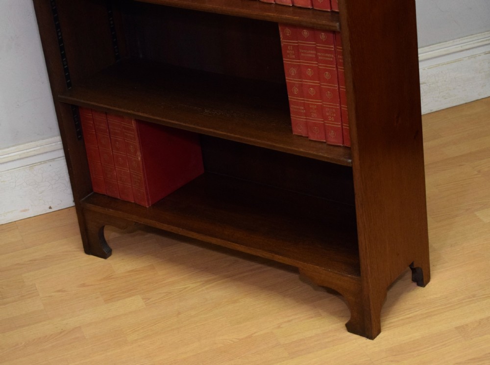 Oak Arts & Crafts Large Bookcase View XVI