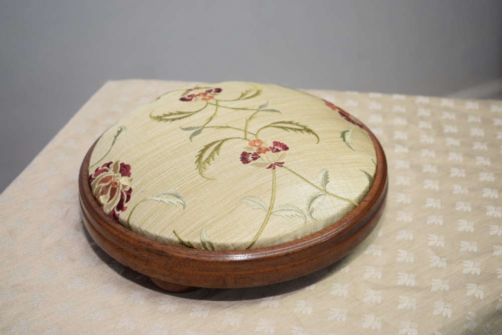Early 20th Century Foot Stool View V