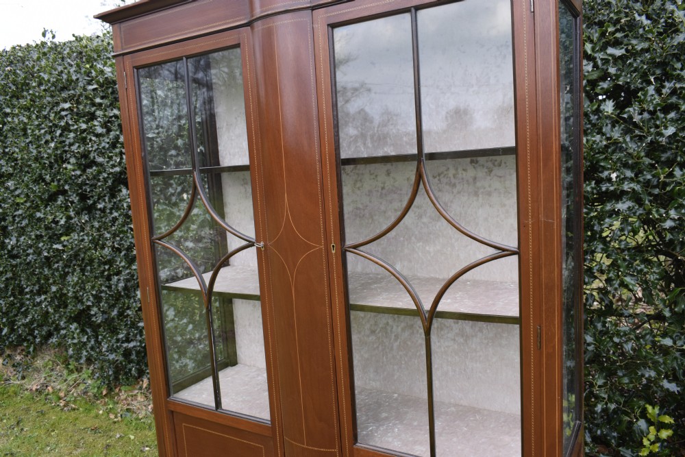 Edwardian Mahogany Inlaid Display Cabinet  View XIII