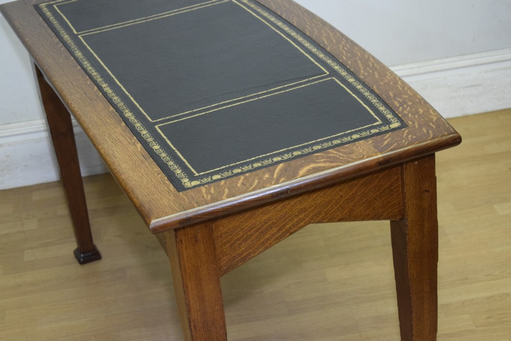  Oak Arts & Crafts Writing Table View X