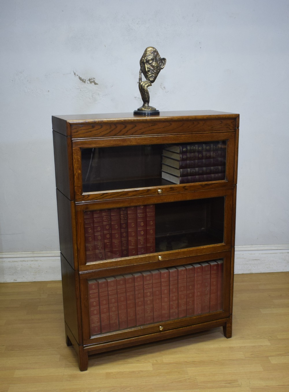 Early 20th Century Oak Bookcase View III