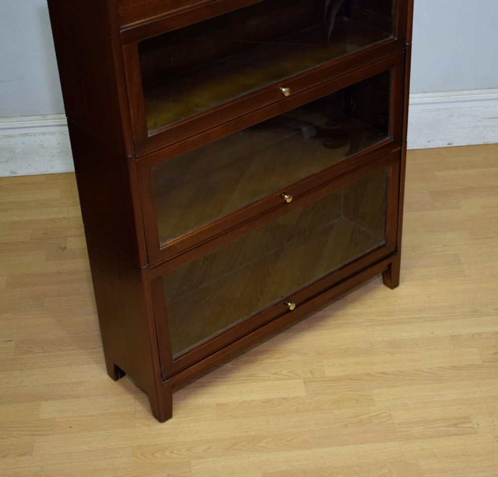 Early 20th Century Mahogany Bookcase View V