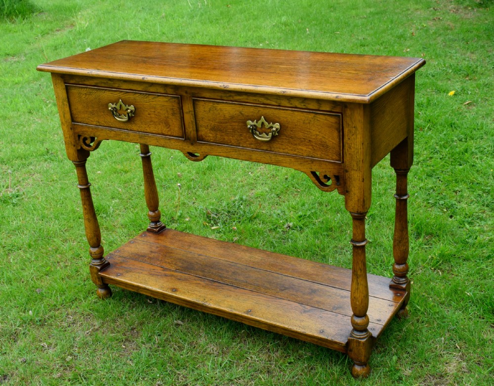 Oak Dresser Base View V