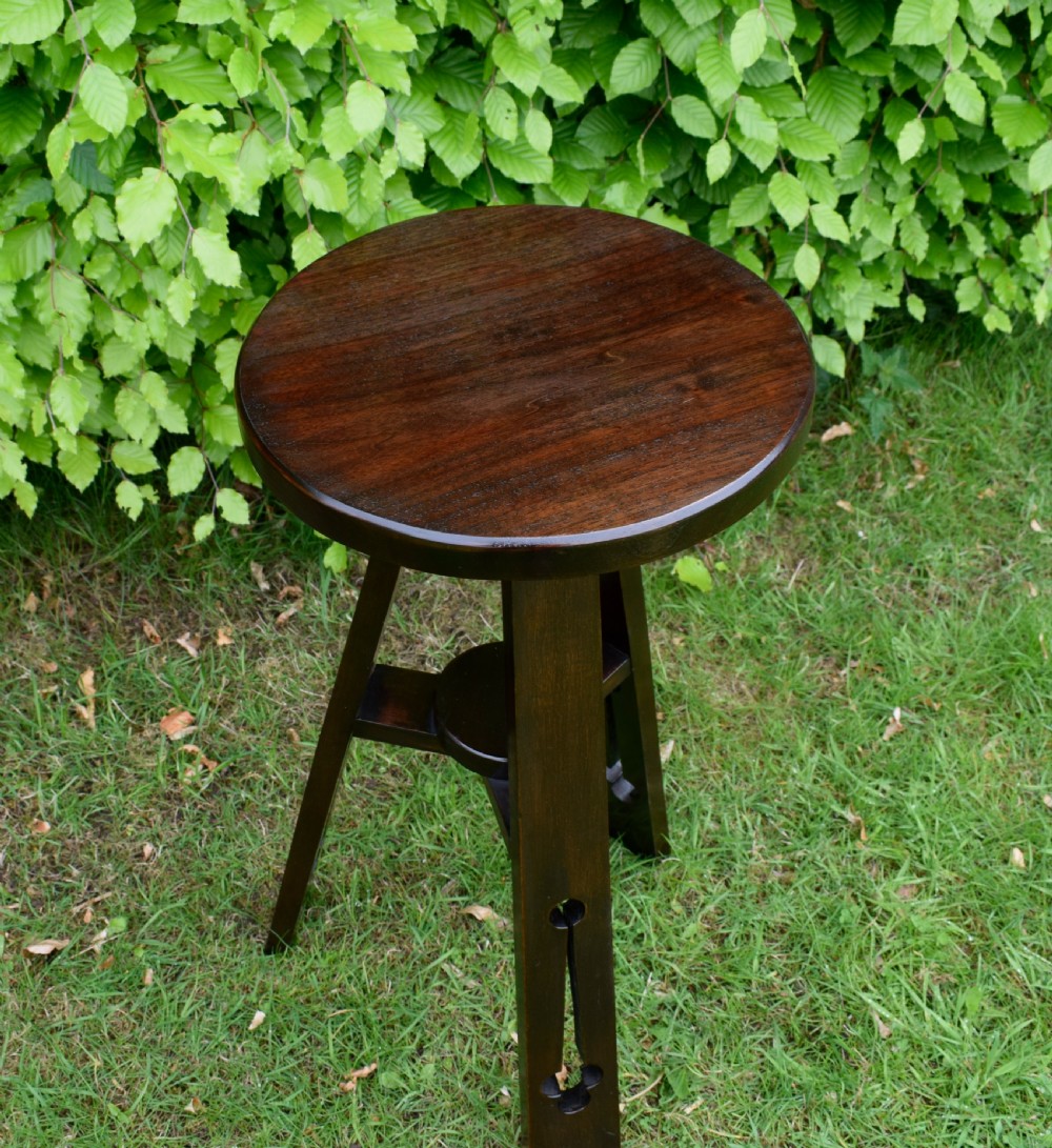 Arts & Crafts Lamp Table View XII
