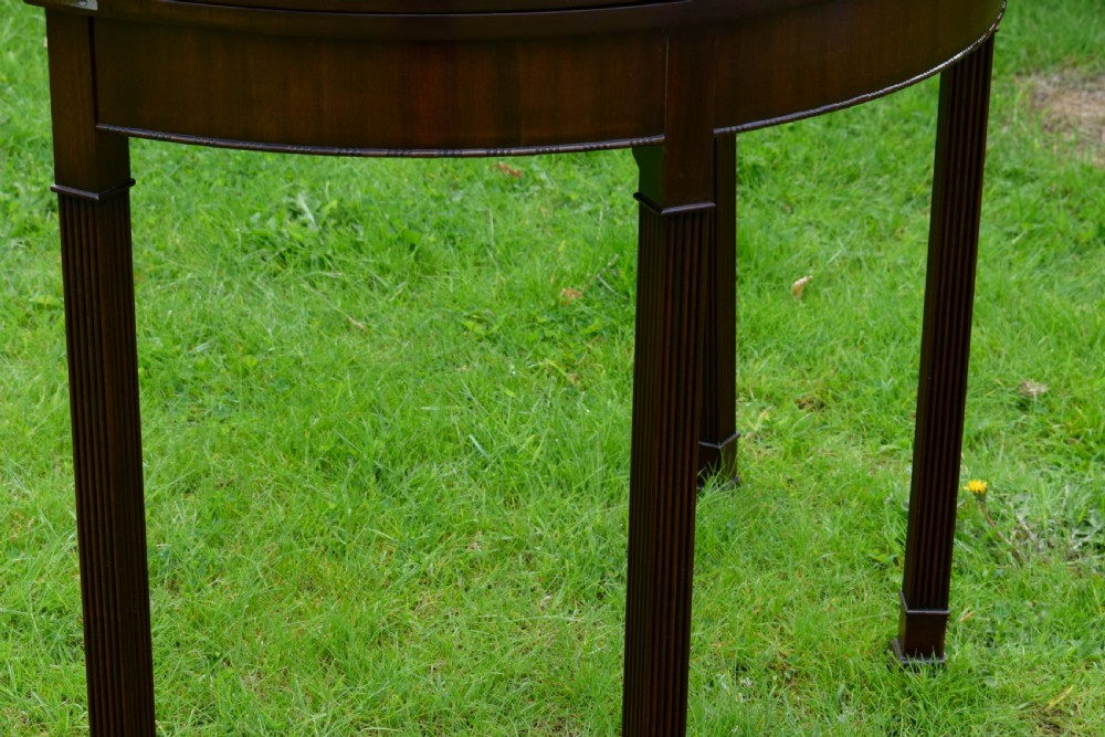 Demi Lune Games Table View VI