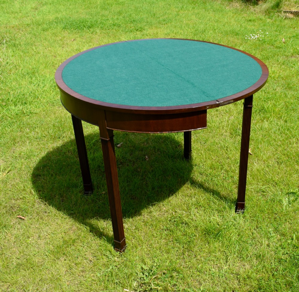 Demi Lune Games Table View XVI