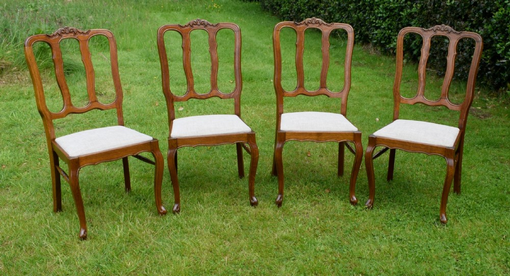 Set of 4 Oak Dining Chairs