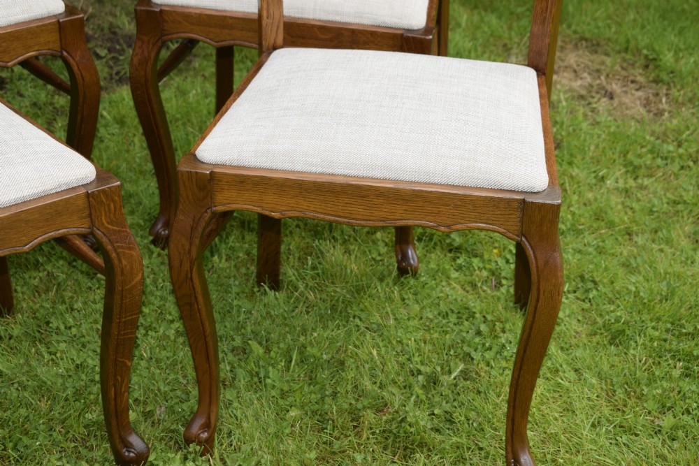 Set of 4 Oak Dining Chairs View V