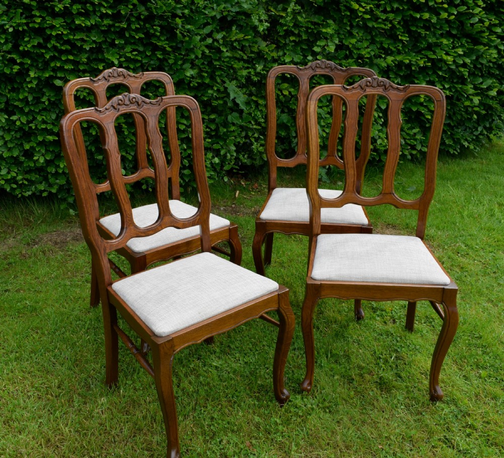 Set of 4 Oak Dining Chairs View IX
