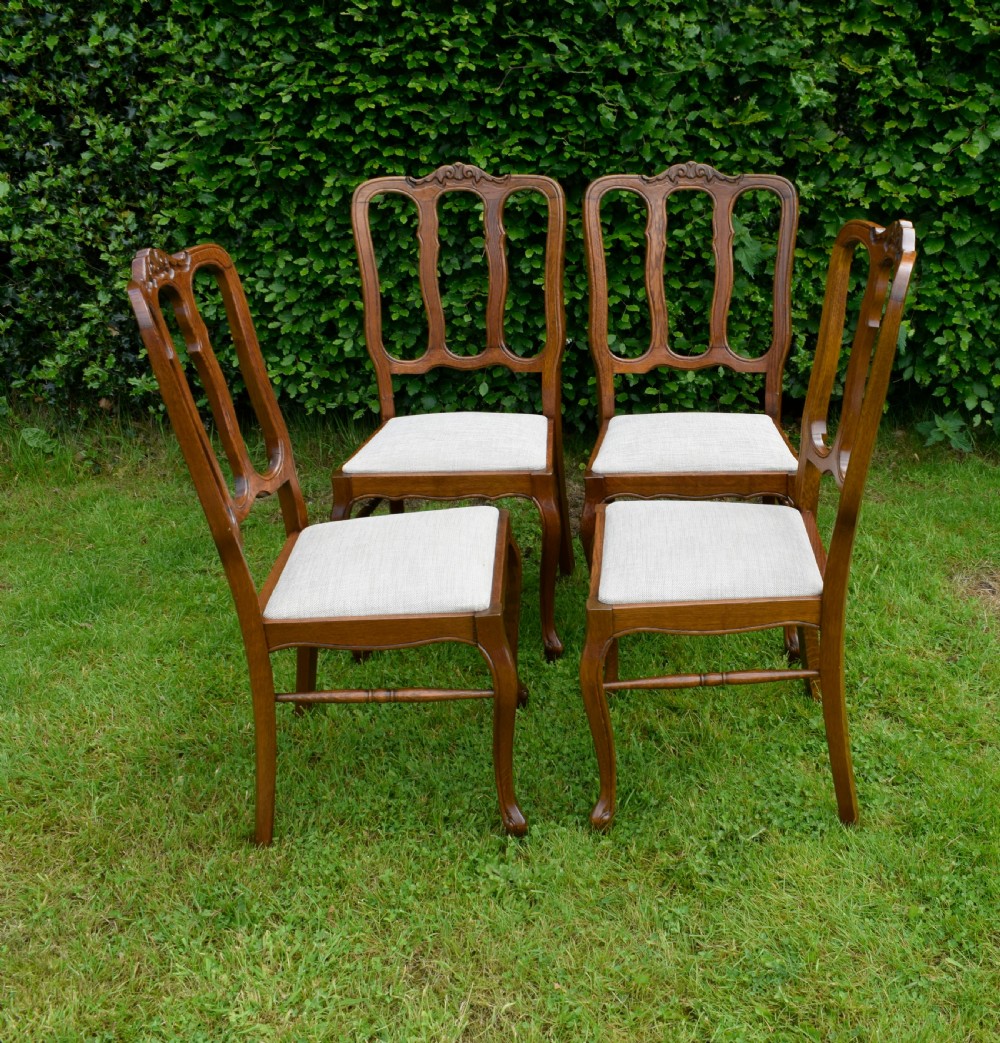 Set of 4 Oak Dining Chairs View XIII