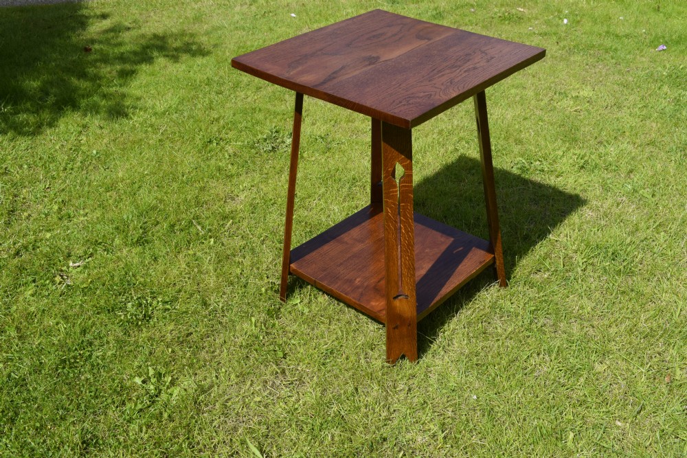 Arts & Crafts Side Table / Lamp Table