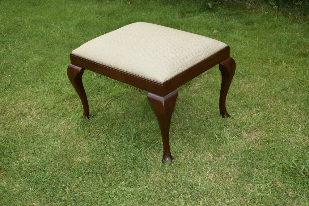 Early 20th Century Centre Stool View V