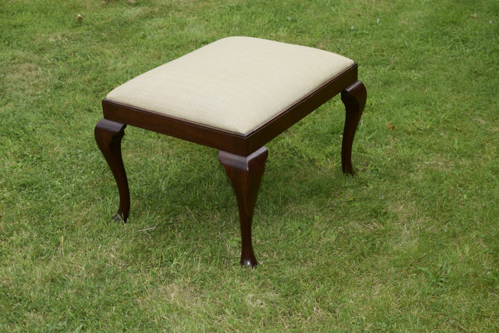 Early 20th Century Centre Stool View VII