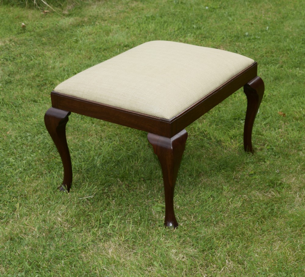 Early 20th Century Centre Stool