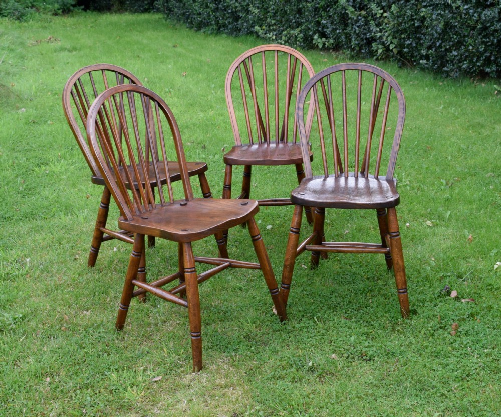 Set of 4 Windsor Kitchen 
Dining  Chairs View II