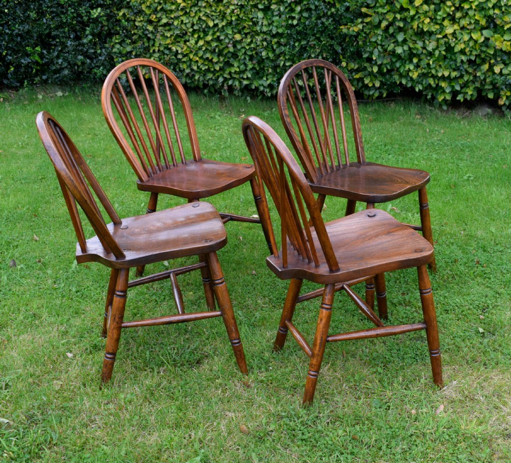 Set of 4 Windsor Kitchen 
Dining  Chairs View IV