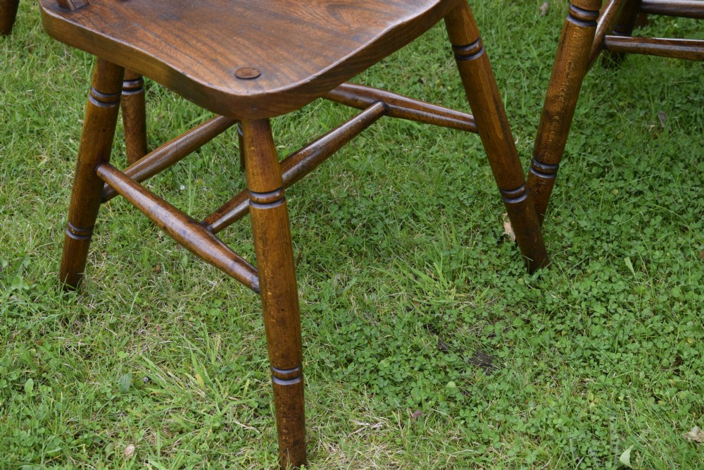 Set of 4 Windsor Kitchen 
Dining  Chairs View X