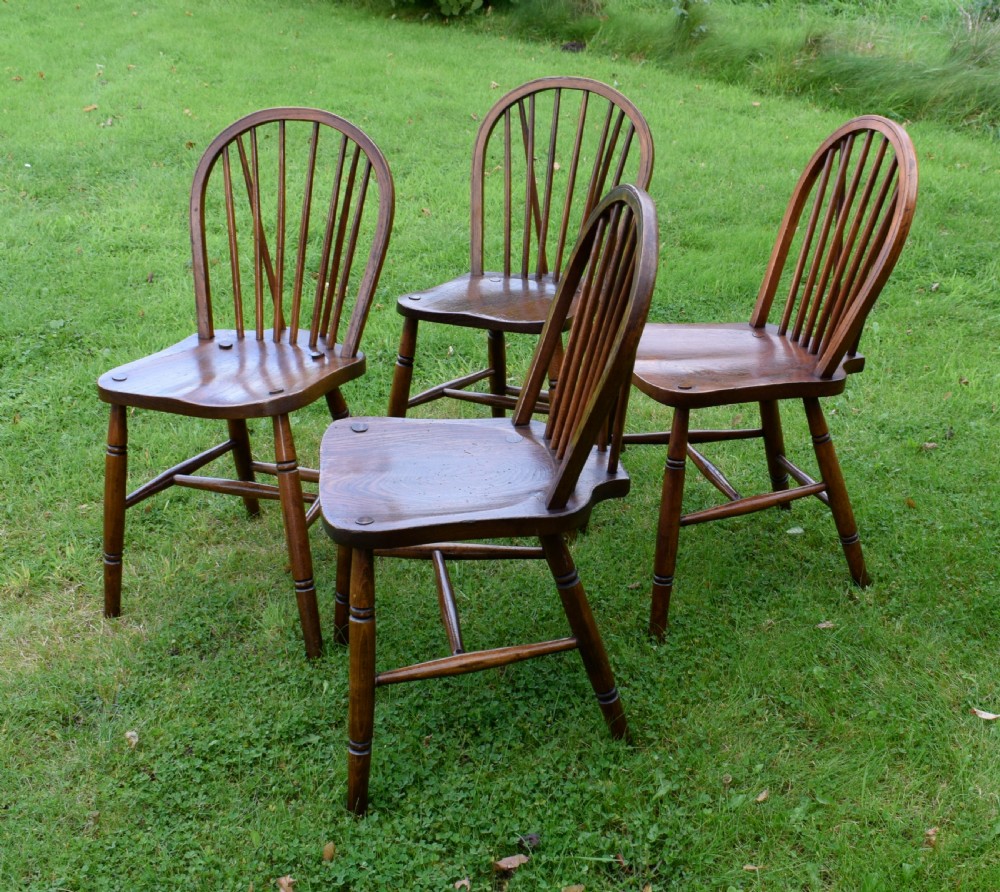 Set of 4 Windsor Kitchen 
Dining  Chairs View XIV