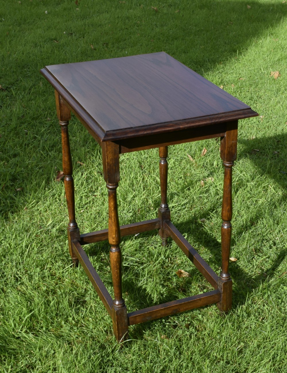 Early 20th Century Oak Lamp Table View IV
