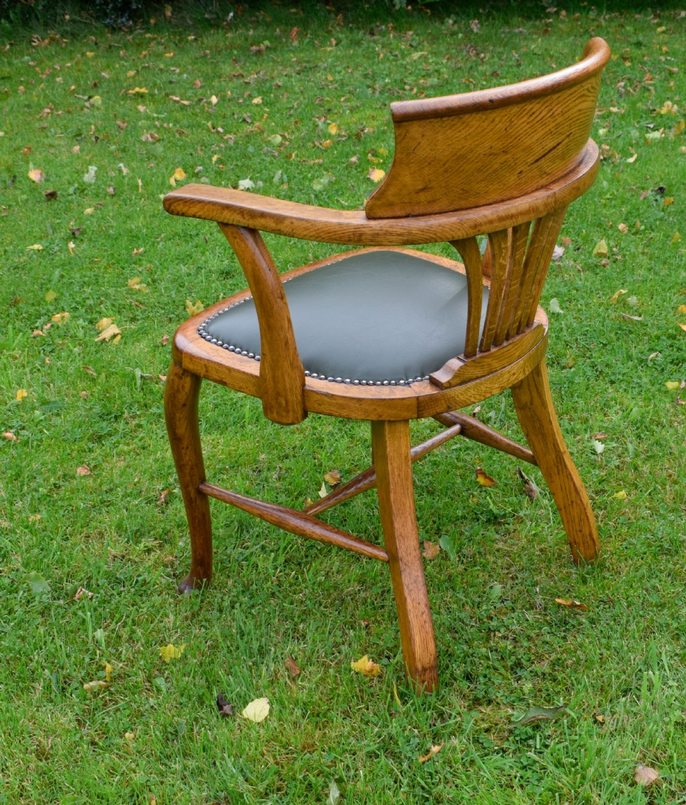 Victorian Oak Desk Chair / Office Chair View XVII