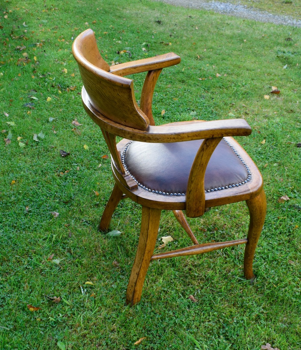 Late Victorian Oak Desk Chair / Office Armchair View XIII