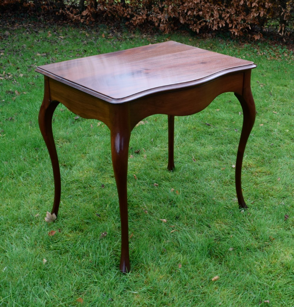 Victorina Serpentine Console Table View VI