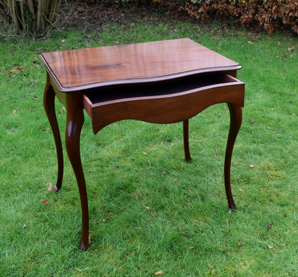 Victorina Serpentine Console Table View IX