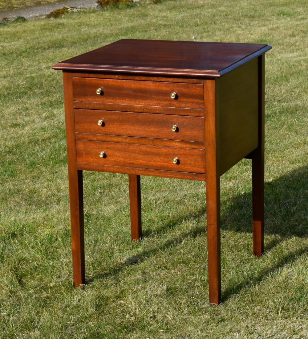 Edwardian Mahogany Chest View IV
