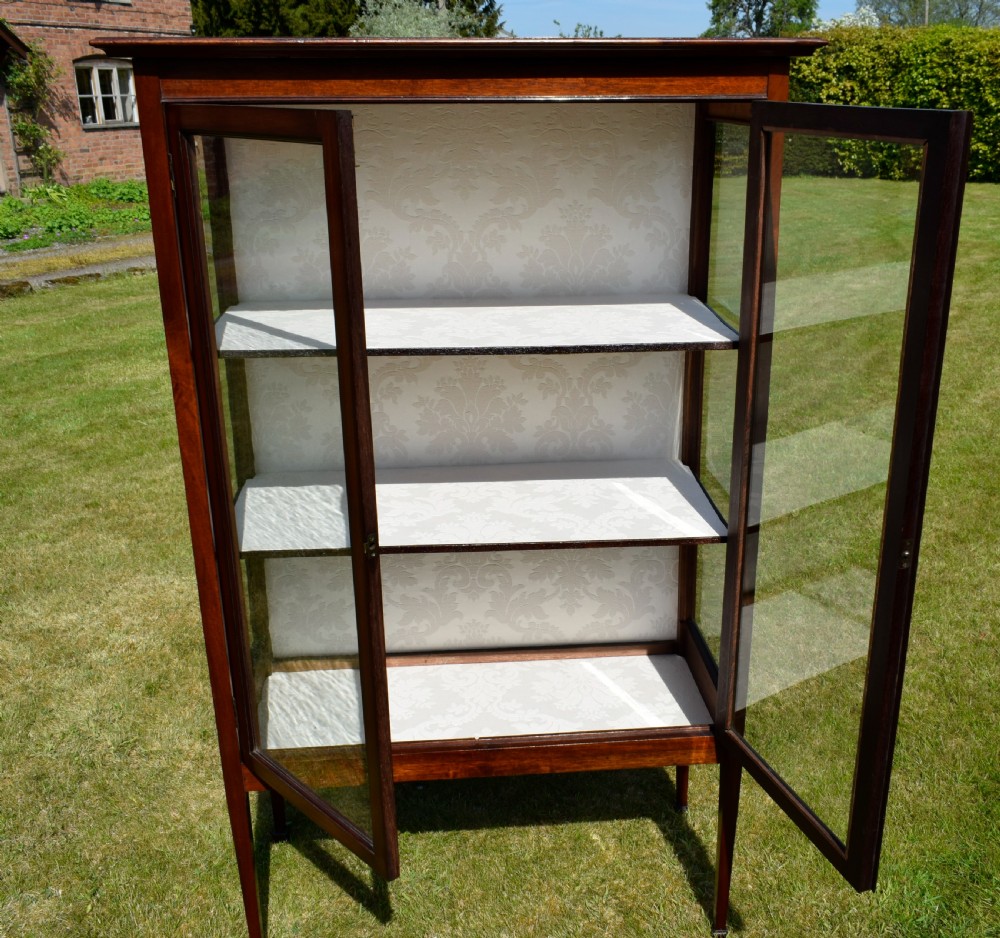Edwardian Mahogany Display Cabinet  View XI