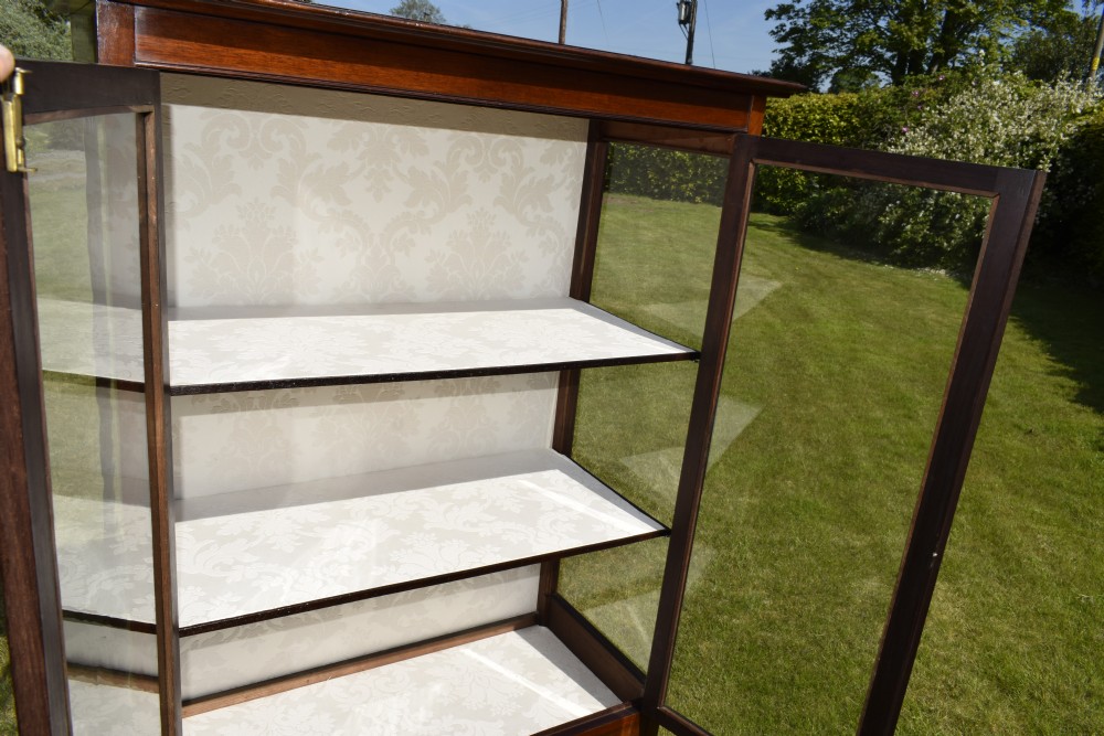 Edwardian Mahogany Display Cabinet  View XV