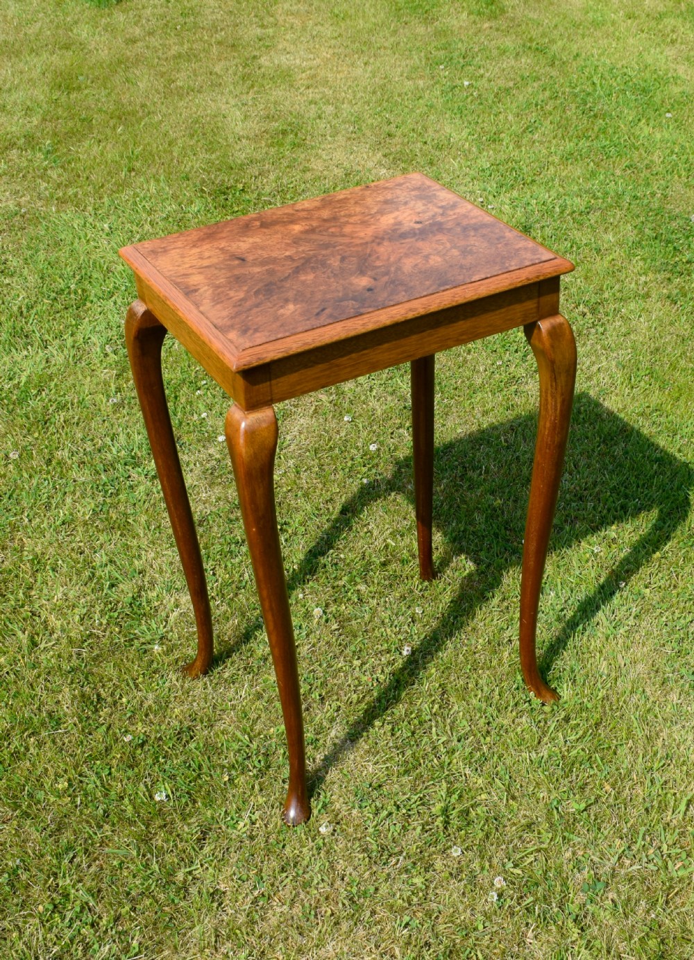 Early 20th Century Burr Walnut Lamp Table View VII