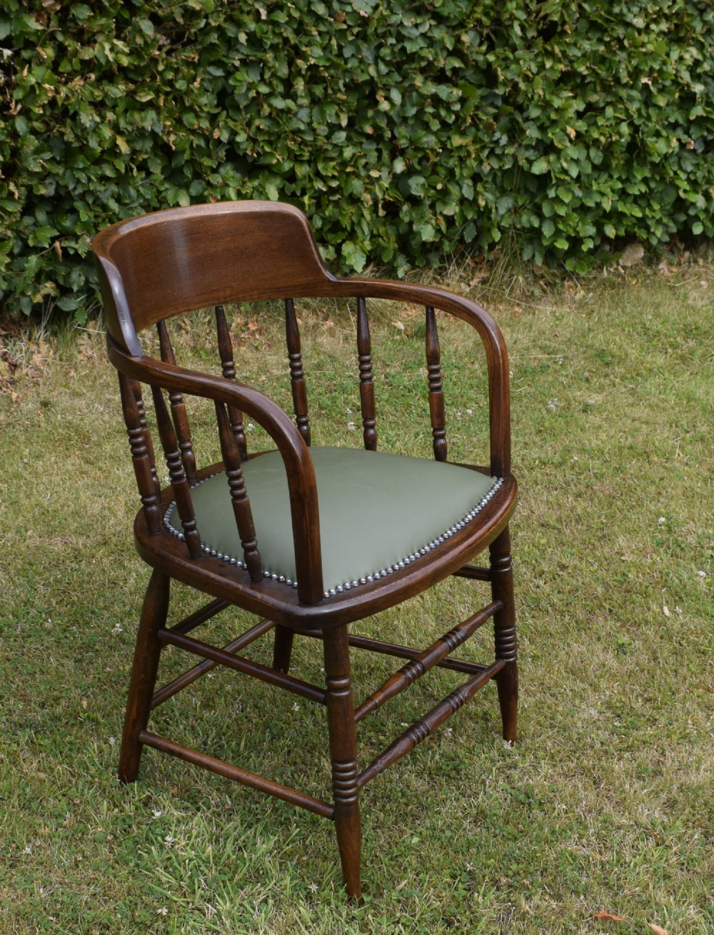 Early 20th Century Oak Desk Chair / Captain's Chair View IX