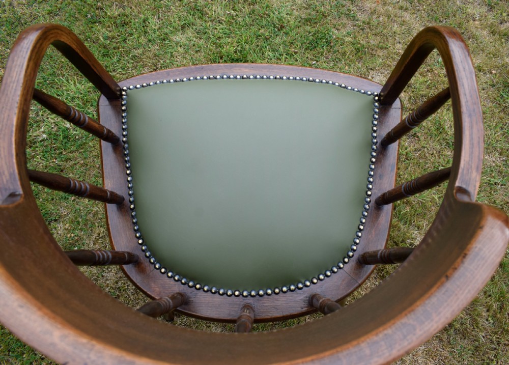Early 20th Century Oak Desk Chair / Captain's Chair View XX