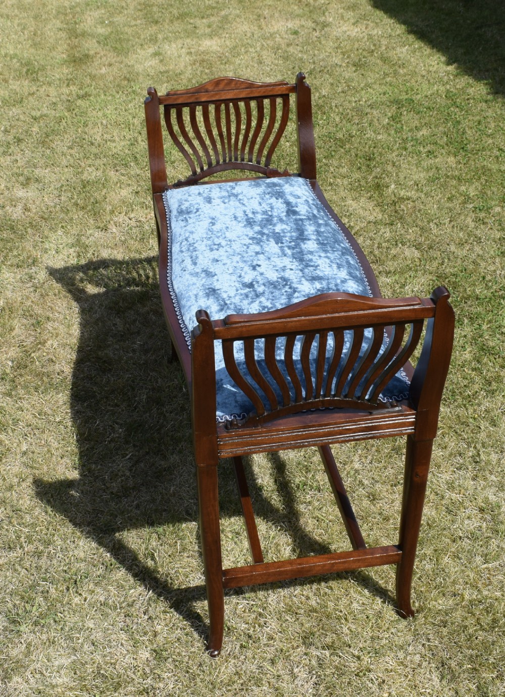 Late Victorian Walnut Window Seat View XVII