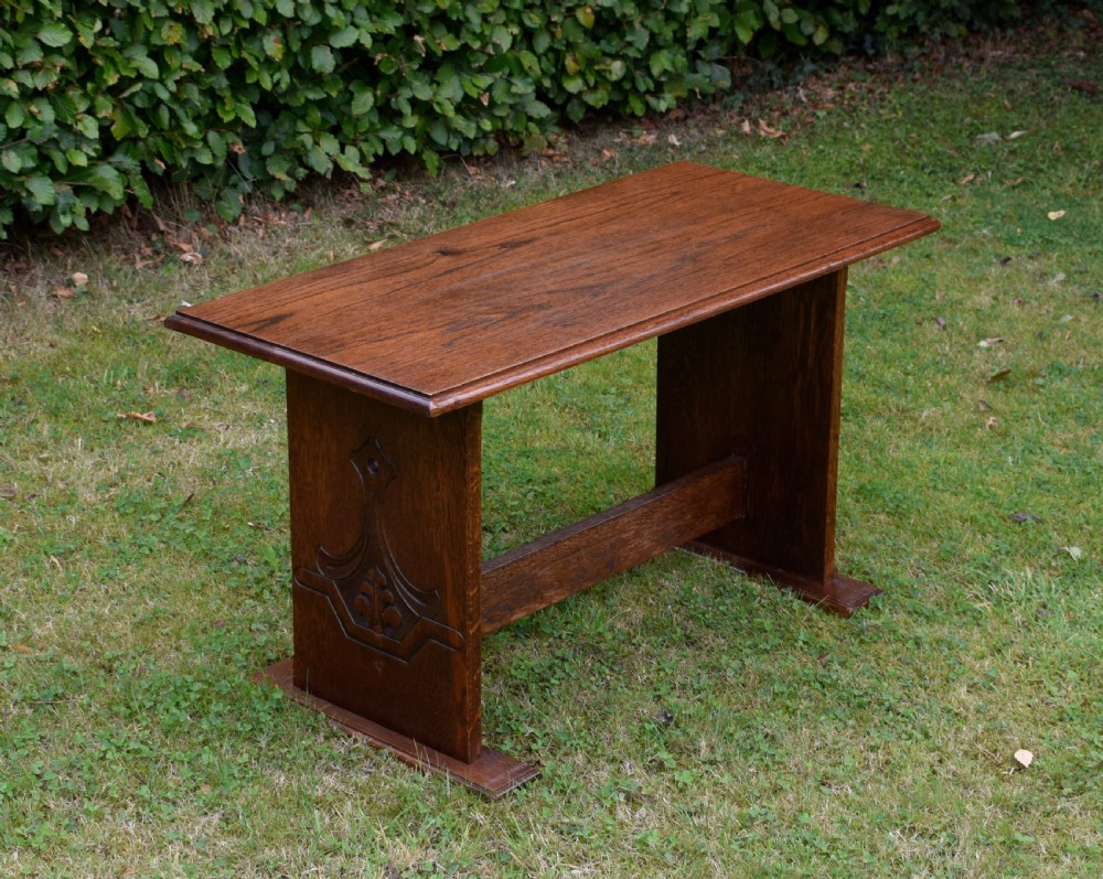 Early 20th Century Oak Coffee Table