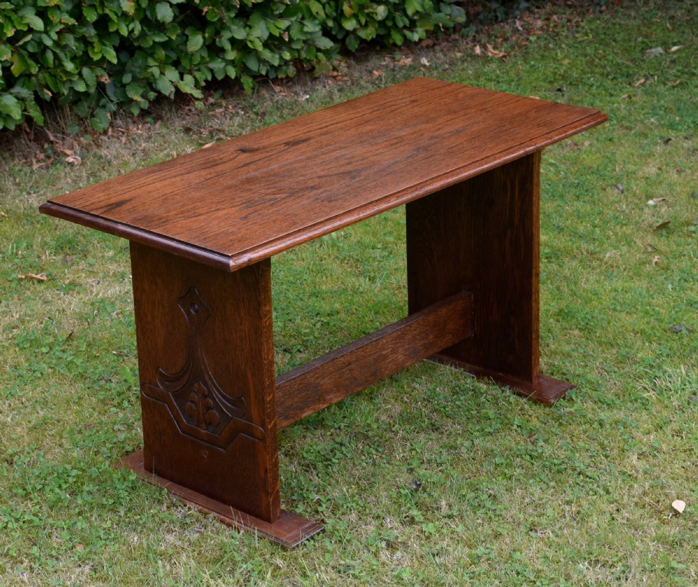Early 20th Century Oak Coffee Table View II