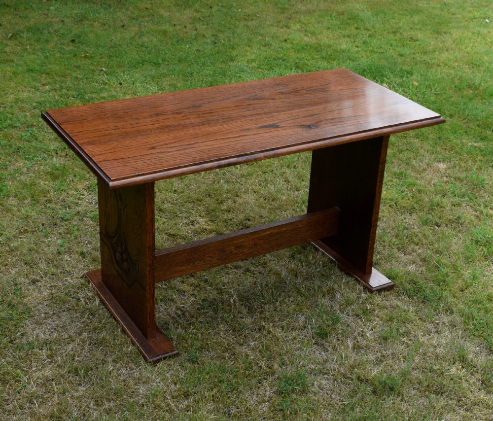 Early 20th Century Oak Coffee Table View V
