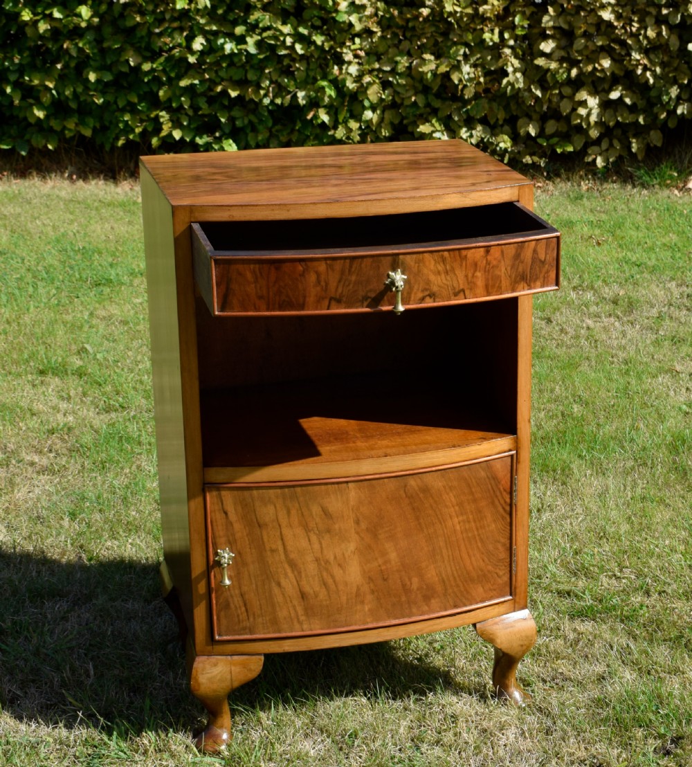 Early 20th Century Walnut Bedside Cabinet View VII