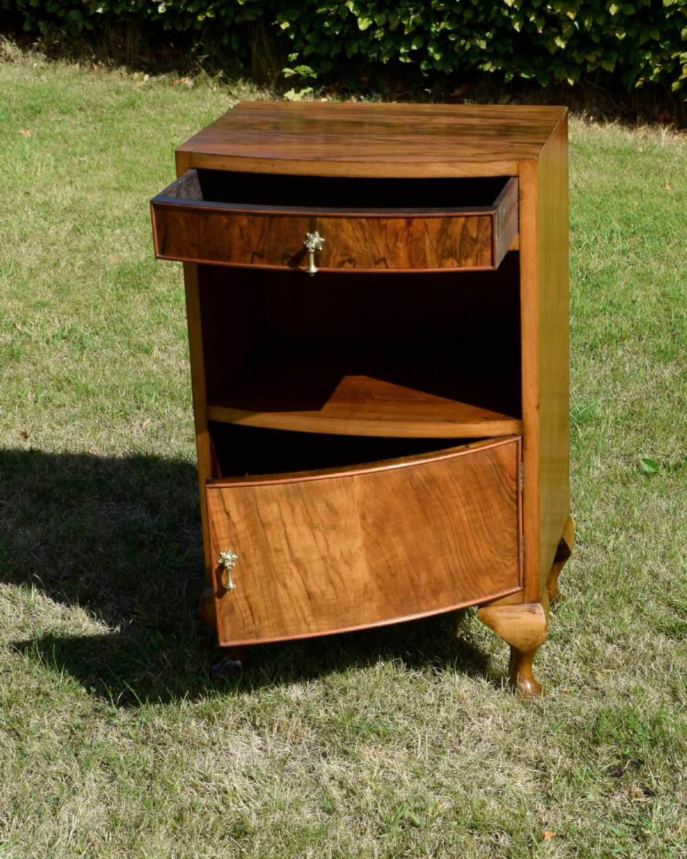 Early 20th Century Walnut Bedside Cabinet View IX