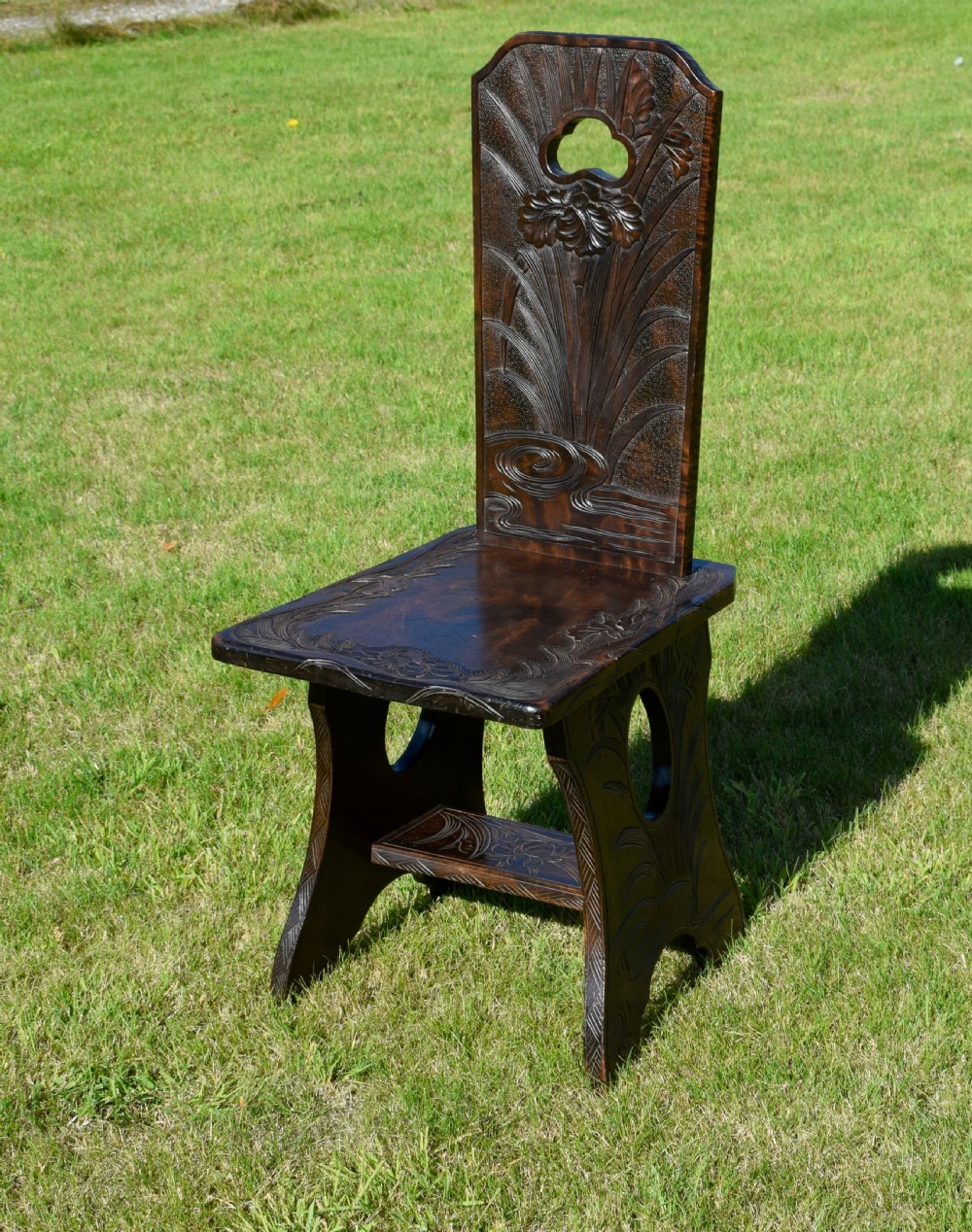 Early 20th Century Far Eastern Carved Chair View VII