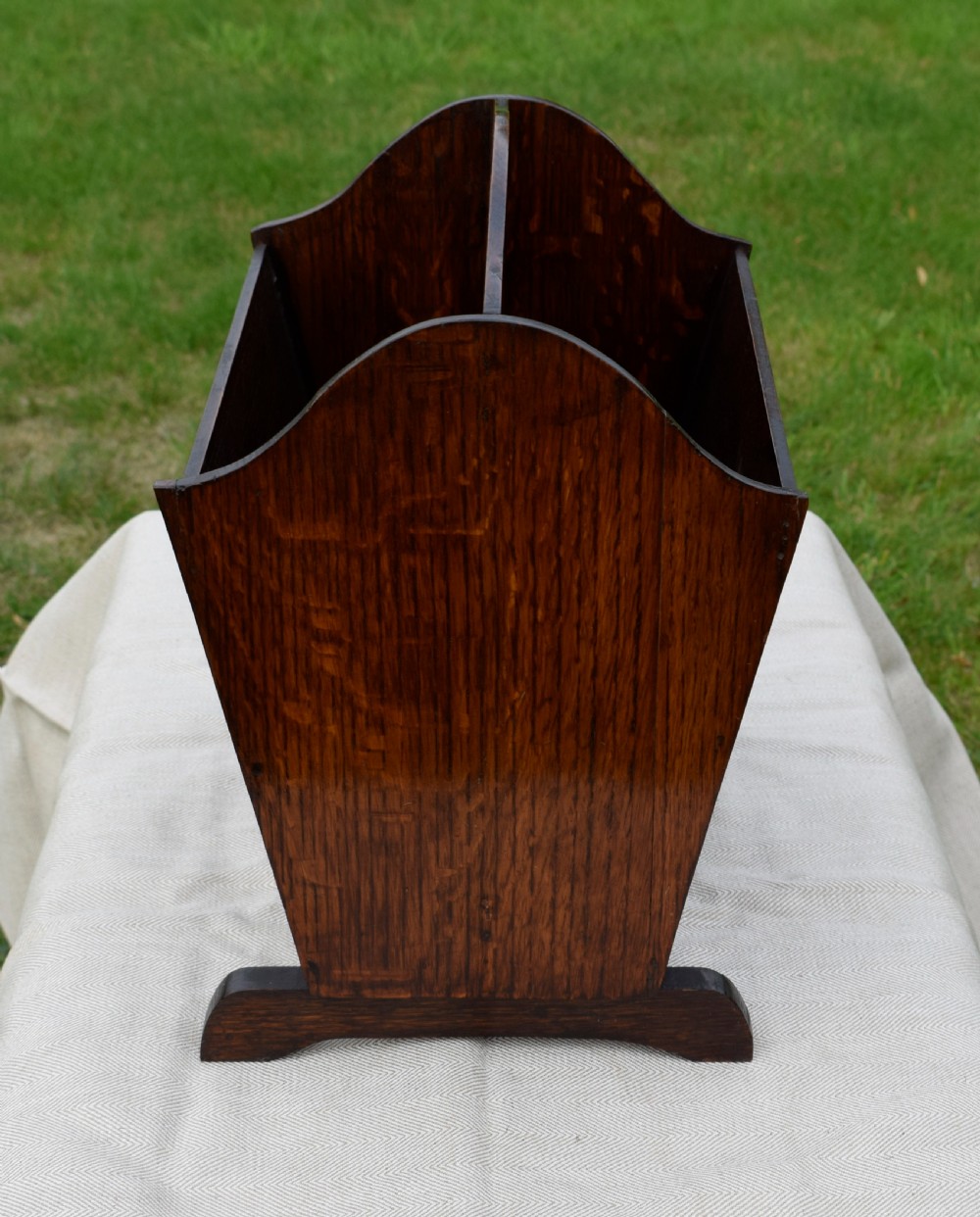 Early 20th Century Magazine Rack / Tidy View III