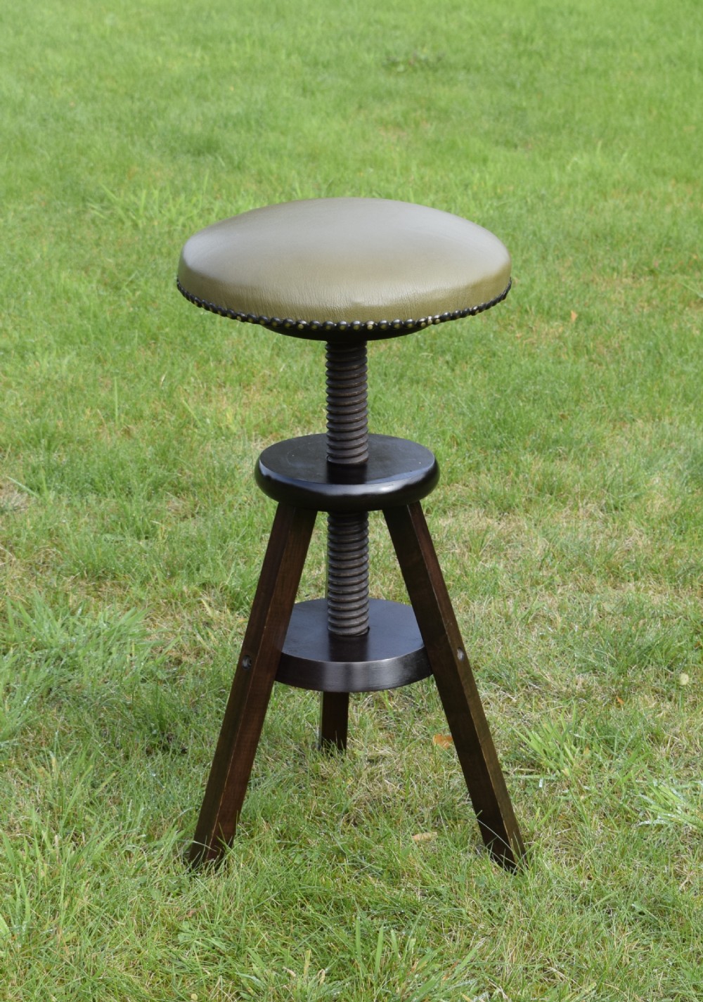 Arts & Crafts Adjustable Stool View II