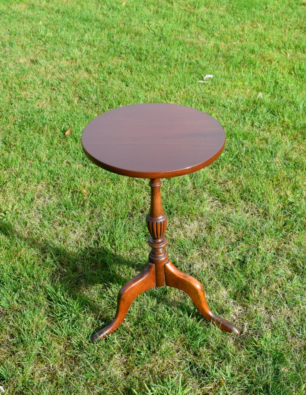 Early 20th Century Mahogany Wine Table View III